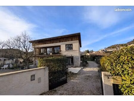 maison deux appartements – piscine