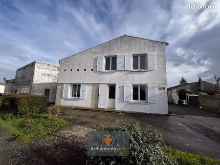 maison 6 pièces 153 m²