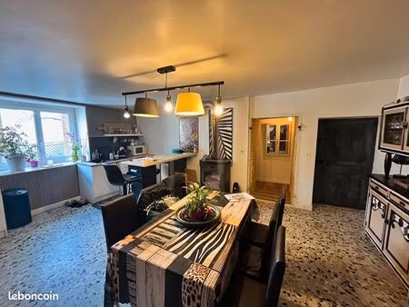 maison 5 pièces 106 m²