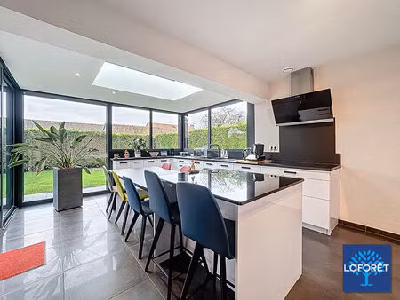 maison marly 7 pièce(s) 164 m2