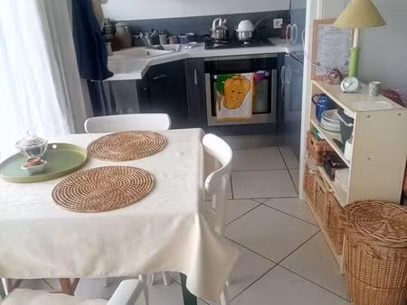 apt avec parking couvert et cave