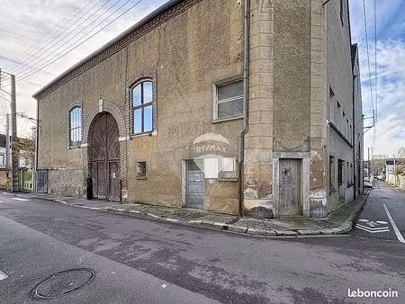 immeuble 10 pièces 796 m²