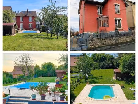 maison de ville lumineuse avec jardin et piscine chauffée