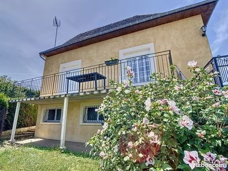 maison de famille 10 minutes centre ville auxerre