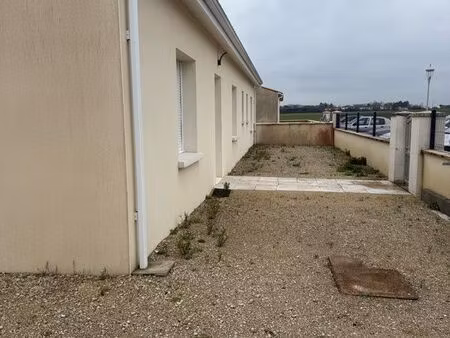 maison récente de plain-pied (pmr)