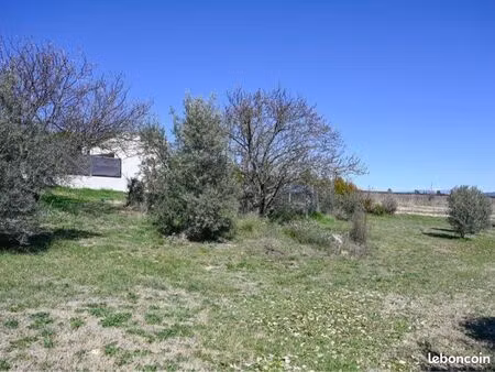 2 terrains constructibles 600m2 environ