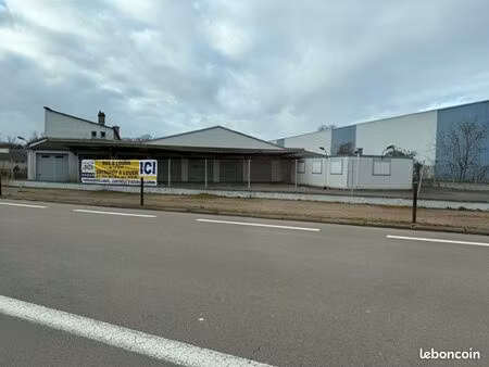 entrepôt / local de stockage à louer - rive droite auxerre