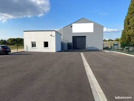 local d’activité 595 m2 zone nord proche brico dépôt