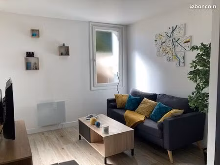 maison divisé - appartement duplex meublé avec dépendance et jardin