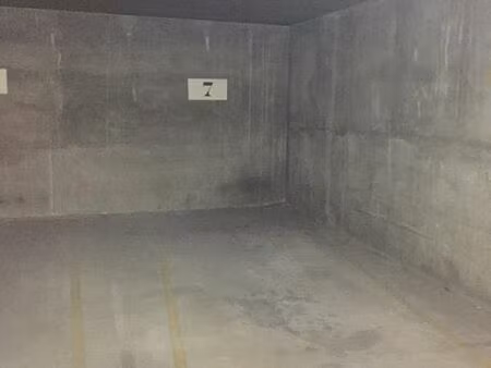 location place de parking