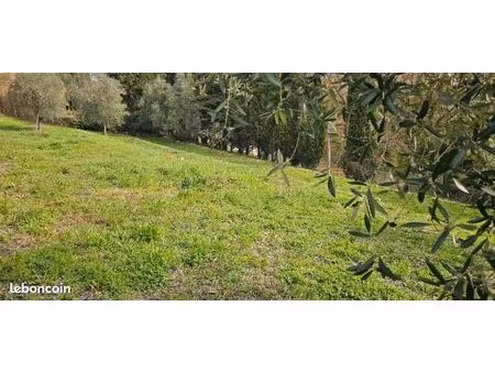 terrain 1 066 m² valbonne