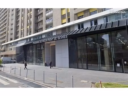 local commercial 165 m² boulogne billancourt