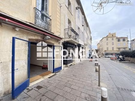 local commercial 31 m²