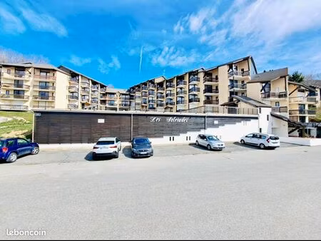 location studio meublé