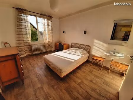 studio meublé pour 1 personne à partir du 1er avril