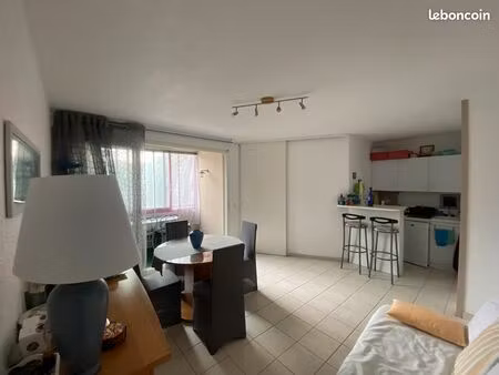 t2 cabine front de mer