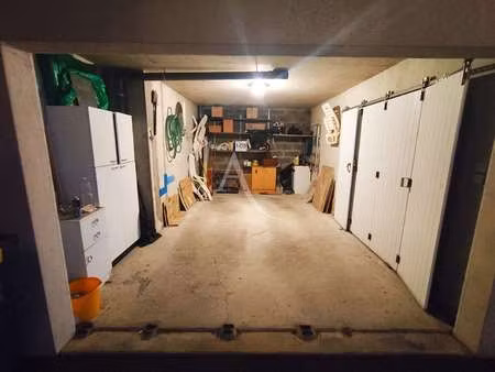 vente garage et parking aux sables-d'olonne (85100) : à vendre / 18m² les sables-d'olonne