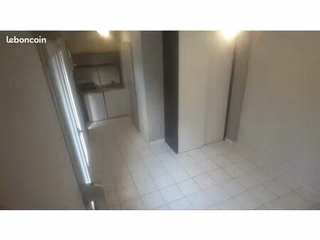 studio 20m2 avec parking à bezannes - proche facs