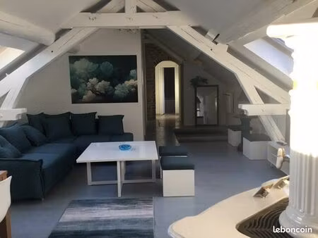 loue bel appartement/ maison t 3