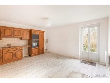 appartement 2 pièces 42 m² avec jardin