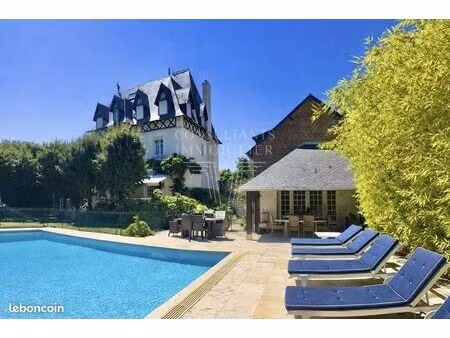 villa 13 pièces 470 m²