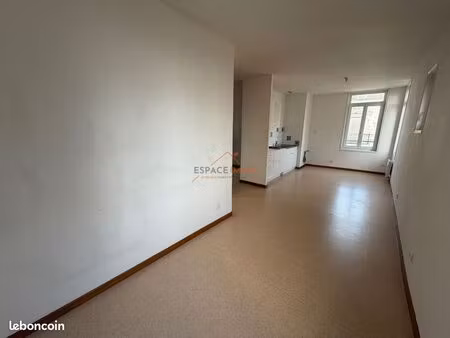 appartement 3 pièces 42 m²
