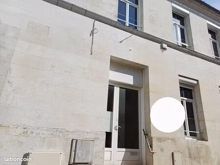 immeuble 10 pièces 235 m²