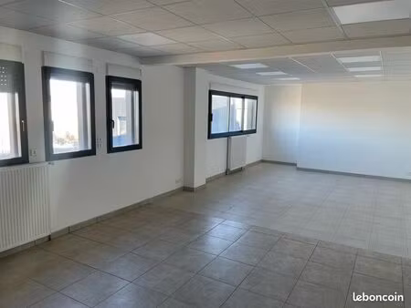 bureaux à louer pa millau viaduc