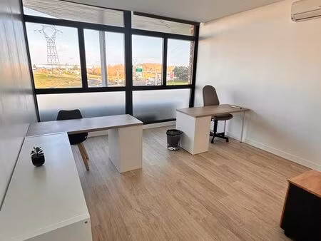 bureau privatif à louer – 16m² - mondeville (14)