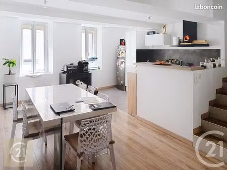 maison 4 pièces 92 m²