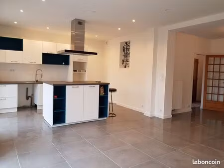 maison de 130m2 - quartier pavionnaire - 2450