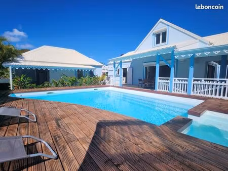 bungalow 5 pièces 177 m²