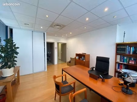 bureaux 238 m² la rochelle