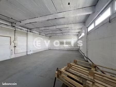 local bureaux 1 250 m²