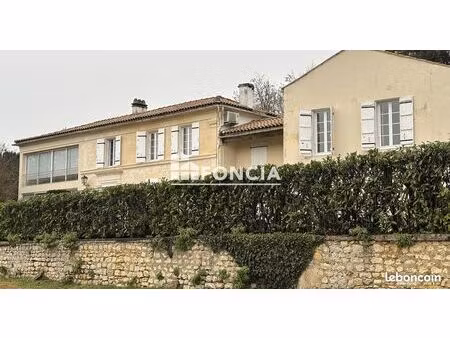 maison de maître rénovée avec piscine