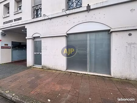 local 47 m² rochefort