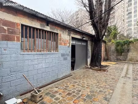 local commercial 112 m² saint-ouen-sur-seine