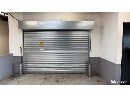 local d'activité de 90m² 93120 la courneuve