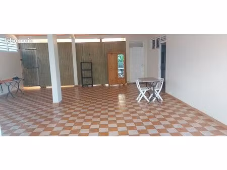 loue studio climatisé