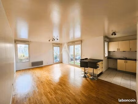 appartement 3 pièces 69 m²