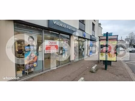 local commercial 97 m²