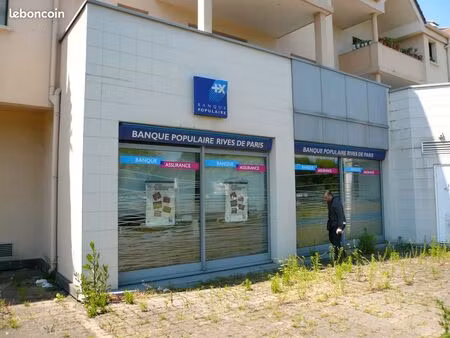 viry-châtillon (zfu) : local 150 m² – axe passant – idéal activité ou bureaux