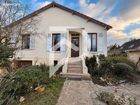 maison 4 pièces 75 m²