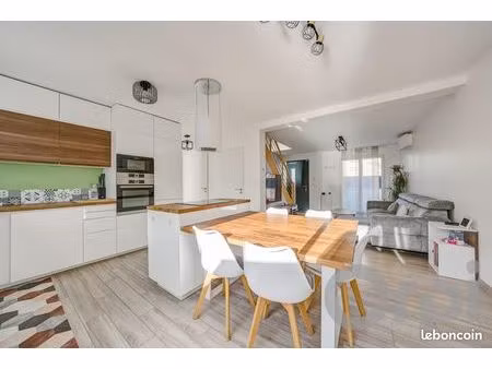 maison 5 pièces 98 m²