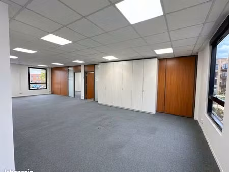 local d'activités 144 m2 direct proprietaire
