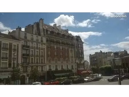 petit bureau / espace de travail / coworking / domiciliation