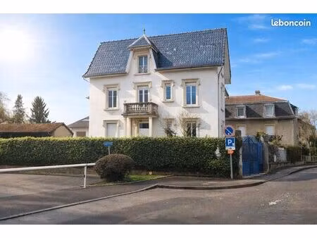 appartement 4 pièces 127 m²