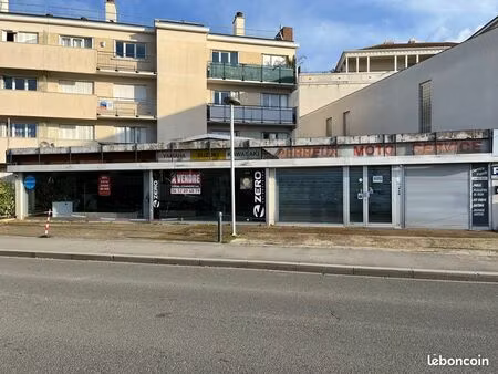 local  commercial (mur à vendre)