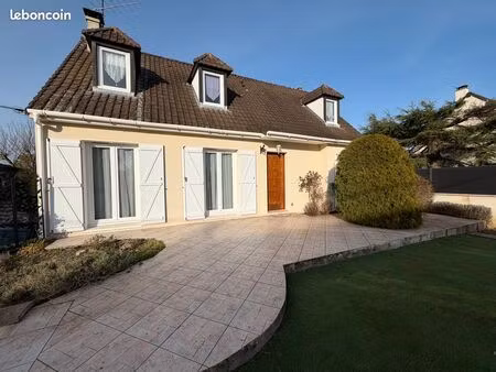 maison 8 pièces à osny - immarmont