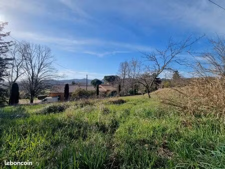 terrain 715 m² genissieux